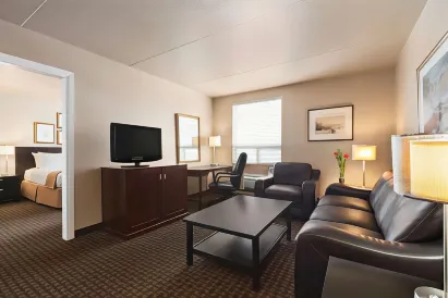 Emerald Hotel & Suites Calgary Airport