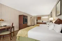 Ramada by Wyndham Saginaw Hotel & Suites فنادق في Saginaw