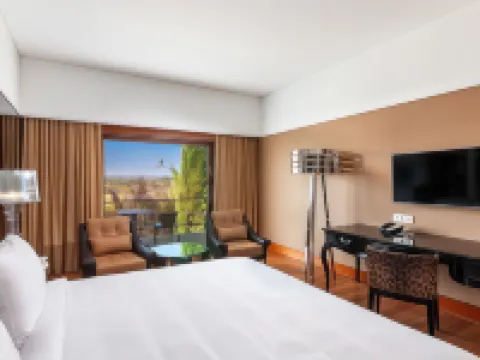 Convento do Espinheiro, Historic Hotel & Spa Hotels in Evora