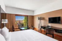 Convento do Espinheiro, Historic Hotel & Spa