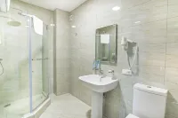 Royal Petrol Hotel