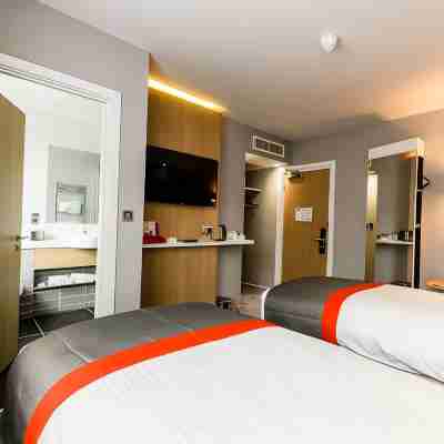 Holiday Inn Express Wigan Rooms