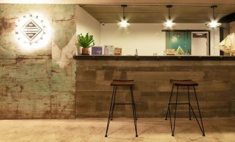 The Entaneer Poshtel
