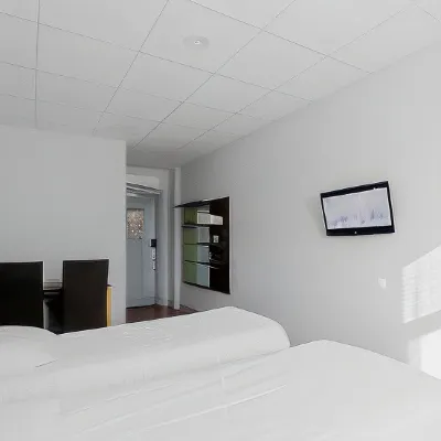 Koncept Hotel Hotel dekat Church of the Assumption of the Blessed Virgin