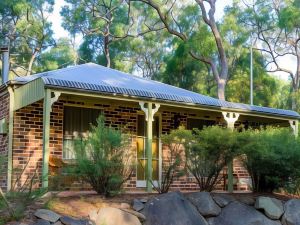 Honeysuckle Cottages