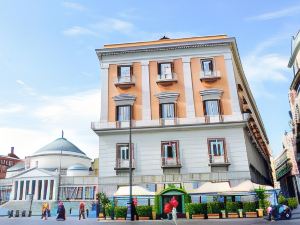 Relais Piazza Del Plebiscito B&B