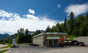 Fernie Fox Hotel