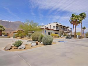 Palm Canyon Hotel and RV Resort