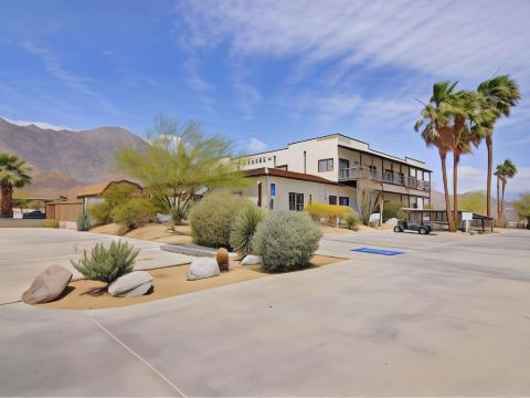 Palm Canyon Hotel and RV Resort