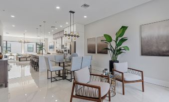 Uptown Luxury on Audubon 4 Bedroom Townhouse by RedAwning