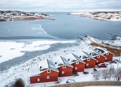 Hönö Sjöbodar Hotel di Hono