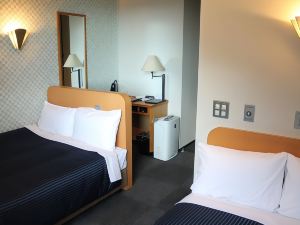 HOTEL LiVEMAX BUDGET Mihara Ekimae