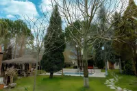 Alex VİLLAGE LİFE Các khách sạn ở Derbent Mahallesi