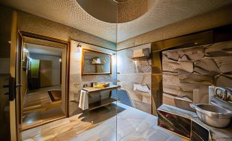 Majestic Cave House