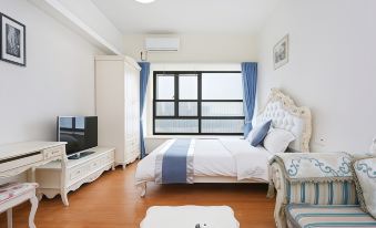 Xi'an Big Wild Goose Pagoda Lotto Service Apartment