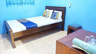 SPOT ON 92689 Homestay Srikandi Pulau Merah Beach Hotels in Pesanggaran