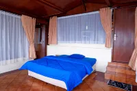 Villa Valeria by Villa Gue Aja Hotell i Batu Layang