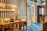 Royal York & Faulkner Hotel - Bãi đậu xe