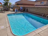 Fullerton Inn - Swimmingpools