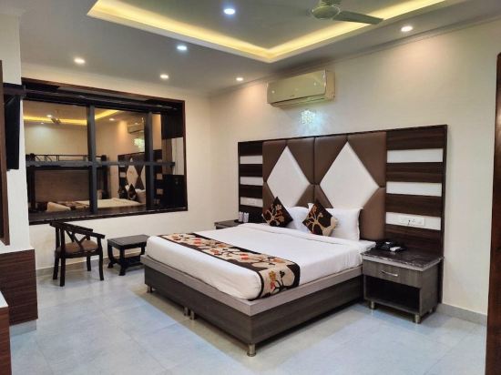Goroomgo Mandi heights Manali