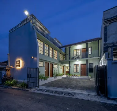 峇里島弗丹特蒂爾塔勒邦 Taman Beji Tohpati Temple附近的飯店