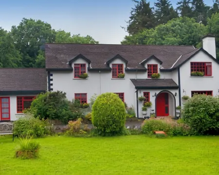 Woodside Lodge Accommodation Hotels in Westport