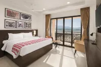 Ramada Encore by Wyndham Statue of Unity - Parking