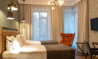 Botanica Hotel