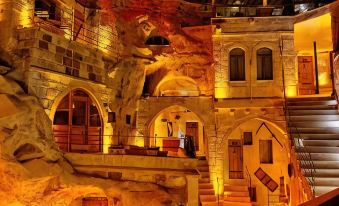My Cave Suites