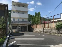 Hotel Famitic Nikko Station - Bãi đậu xe
