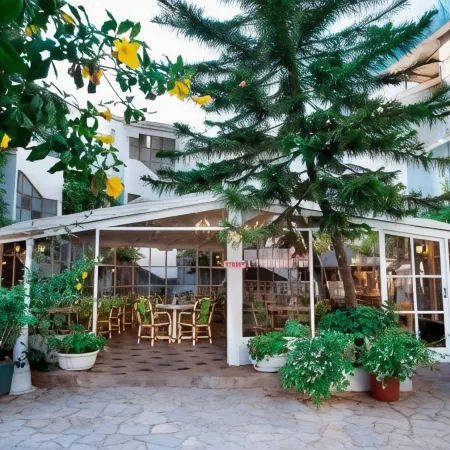 Avion Holiday Resort