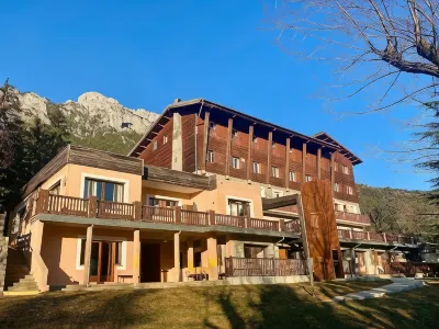 Auberge de Jeunesse HI Valdeblore - le Chalet Hotels in Valdeblore