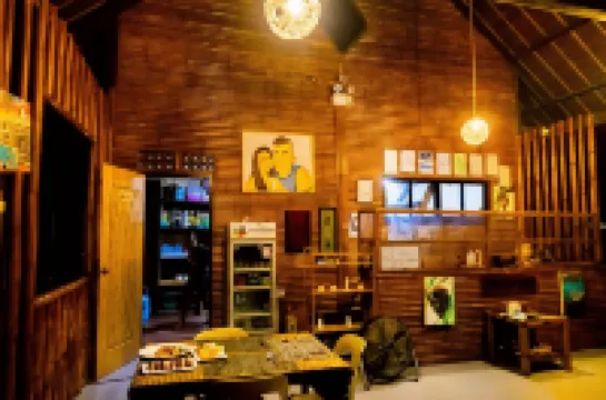 โลบอค คูล ริเวอร์ รีสอร์ท