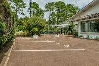 Logis Hôtel la Forestière - Parkering