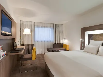 Novotel Paris la Défense Esplanade Hotels near Parc Diderot