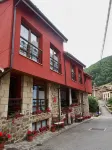 Las Casucas de Remoña Hotels in Ojedo