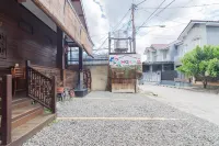 Langkar Guest House Syariah RedPartner Hotel dekat Outlet Julak Perdana