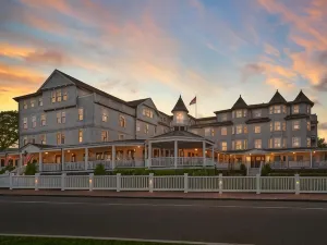 Harbor View Hotel