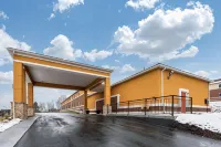 Quality Inn Hotels in Moon Township