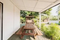 Casa Linda Pension-Acommodation