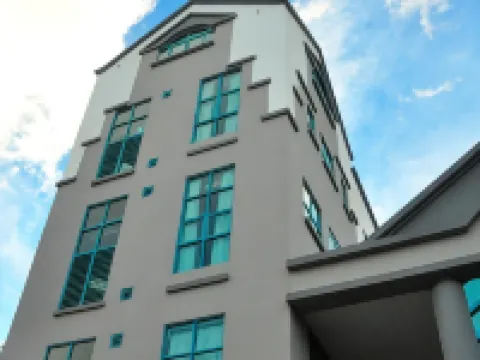 Tat Place Hotel โรงแรมในกัวลาเบไลต์