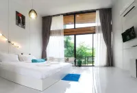 The Sky Roof Homestay @ Kiriwong Отели в г. 