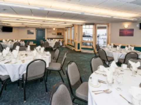 Park Point Marina Inn Hotels in Duluth