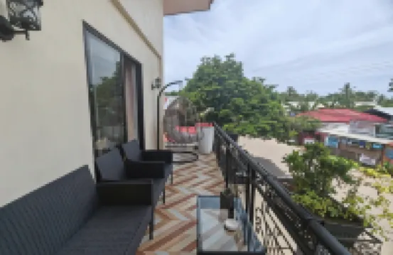 Intoy's Place Panglao near Beach