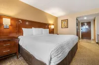 Clarion Hotel Conference Center on Lake Erie Hotels in Fredonia
