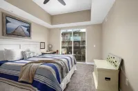 Gorgeous Condo in the heart of Grand Haven Hotels in Grand Haven