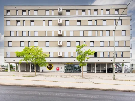 B&B HOTEL Landshut