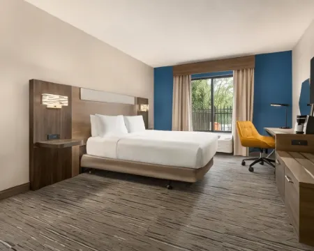 ฮอลิเดย์ อินน์ เอ็กซ์เพรส แอนด์ สวีทส์ กรีนวิลล์ ดาวน์ทาวน์ บาย IHG โรงแรมในกรีนวิลล์