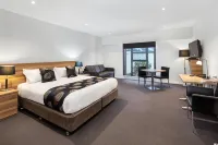 Ballarat Suites - parking