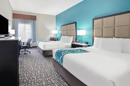 La Quinta Inn & Suites by Wyndham Paris